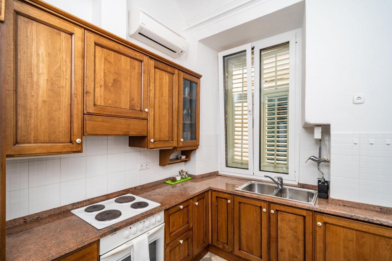 Laus I , Apartment In Old Town Ντουμπρόβνικ Εξωτερικό φωτογραφία